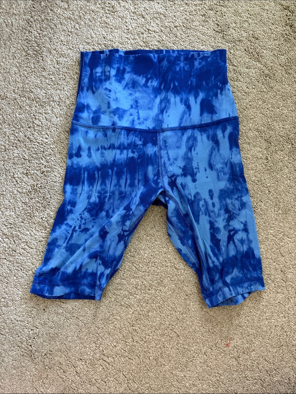 Lululemon women’s  Blue Tie-Dye High-Waist Bike Shorts